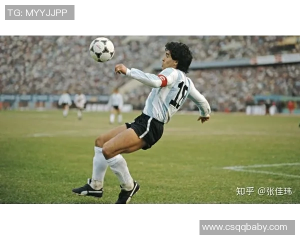 曾经的足球中锋球星：那些曾点燃绿茵场的传奇人物与时代记忆